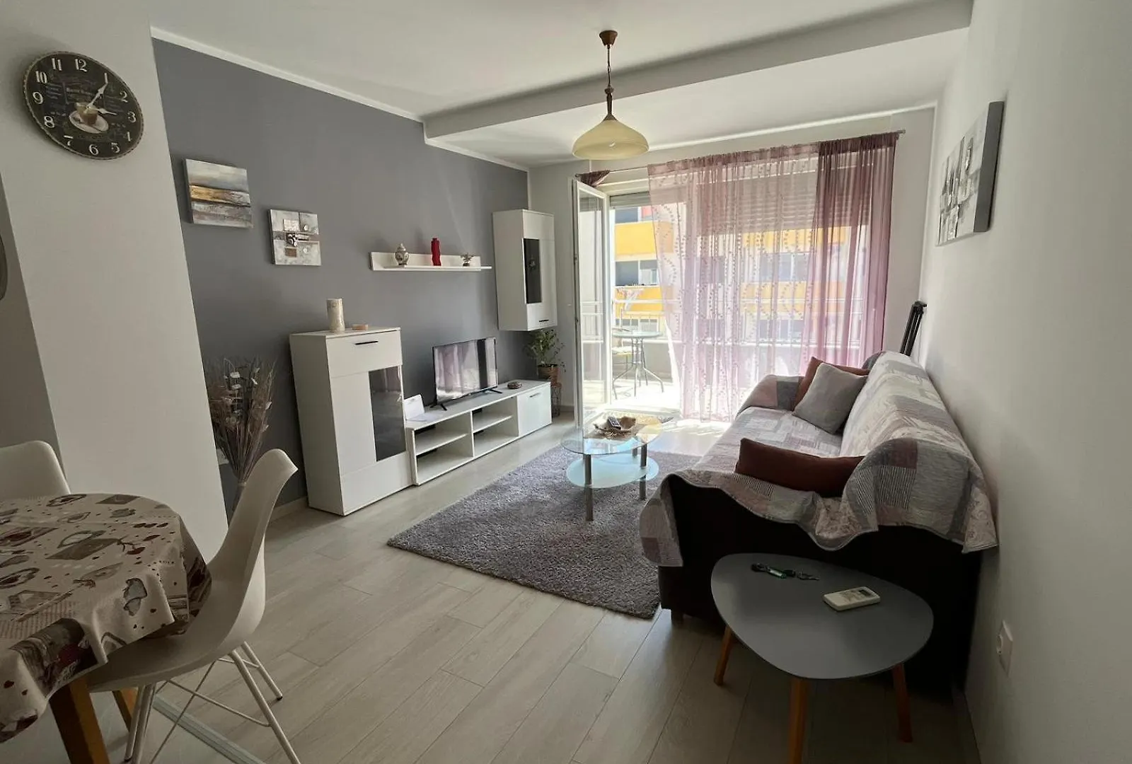Apartment Pink Sky Pula Croatia